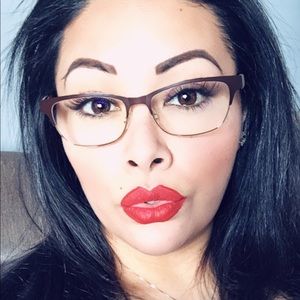 Meet your Posher, Ariana